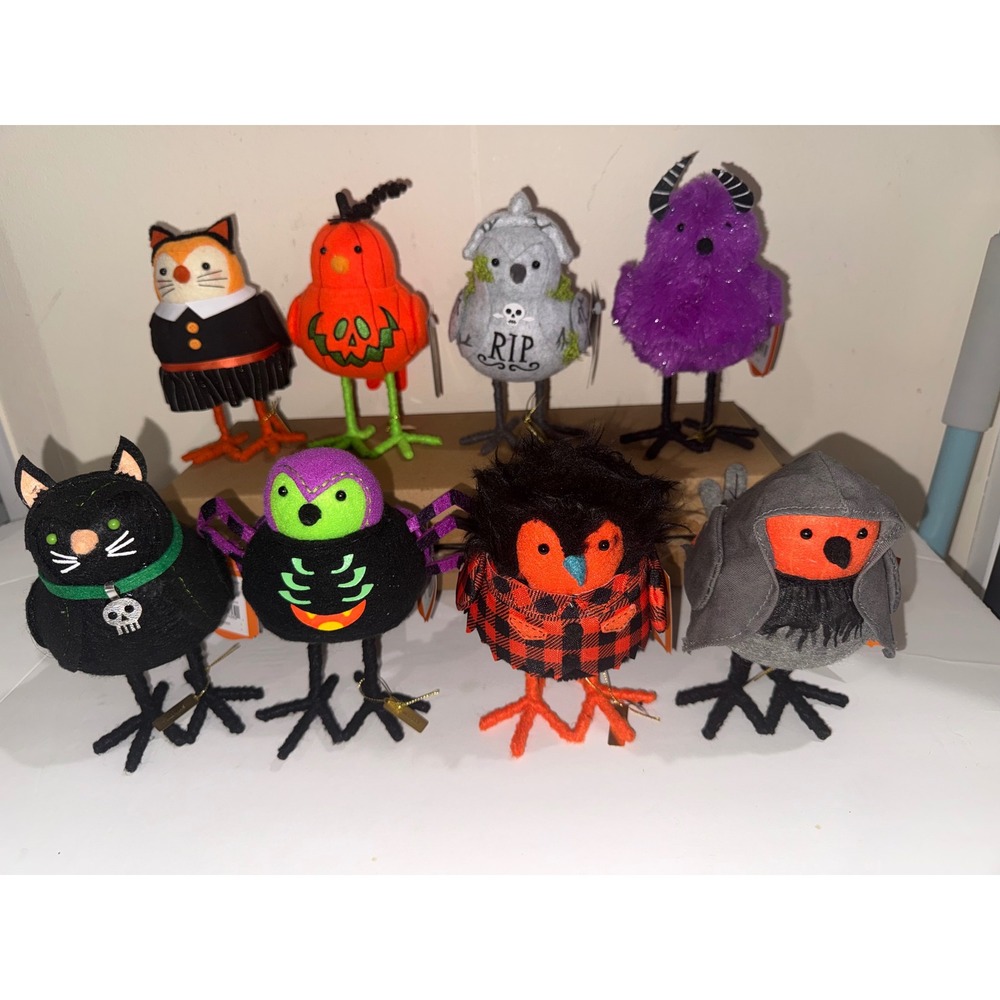 Featherly Friends Birds Set of 8 2025/2026